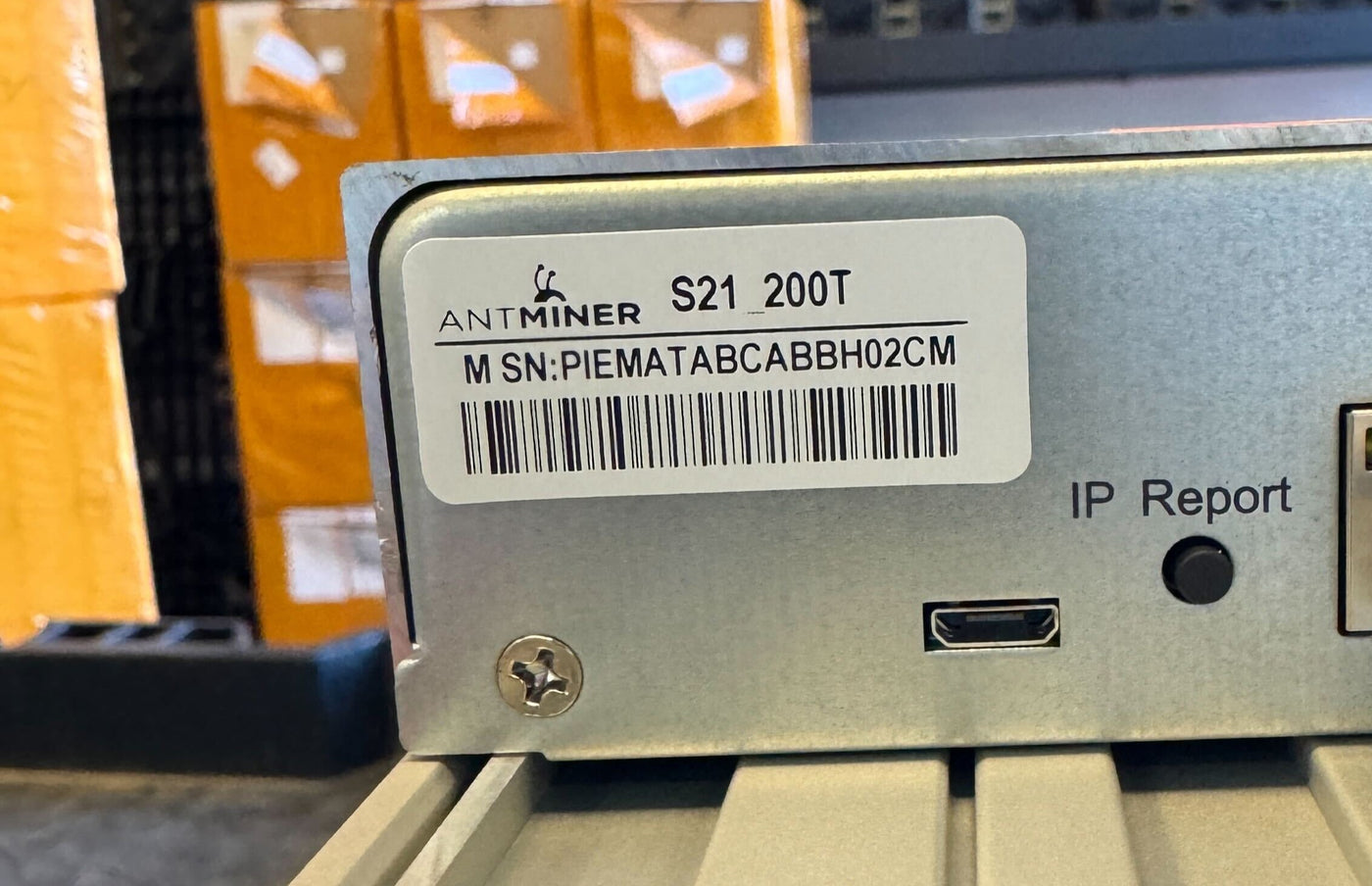$.075 Hosting - NEW Bitmain Antminer S21 200Th/s - Serial# PIEMATABCABBH02CM