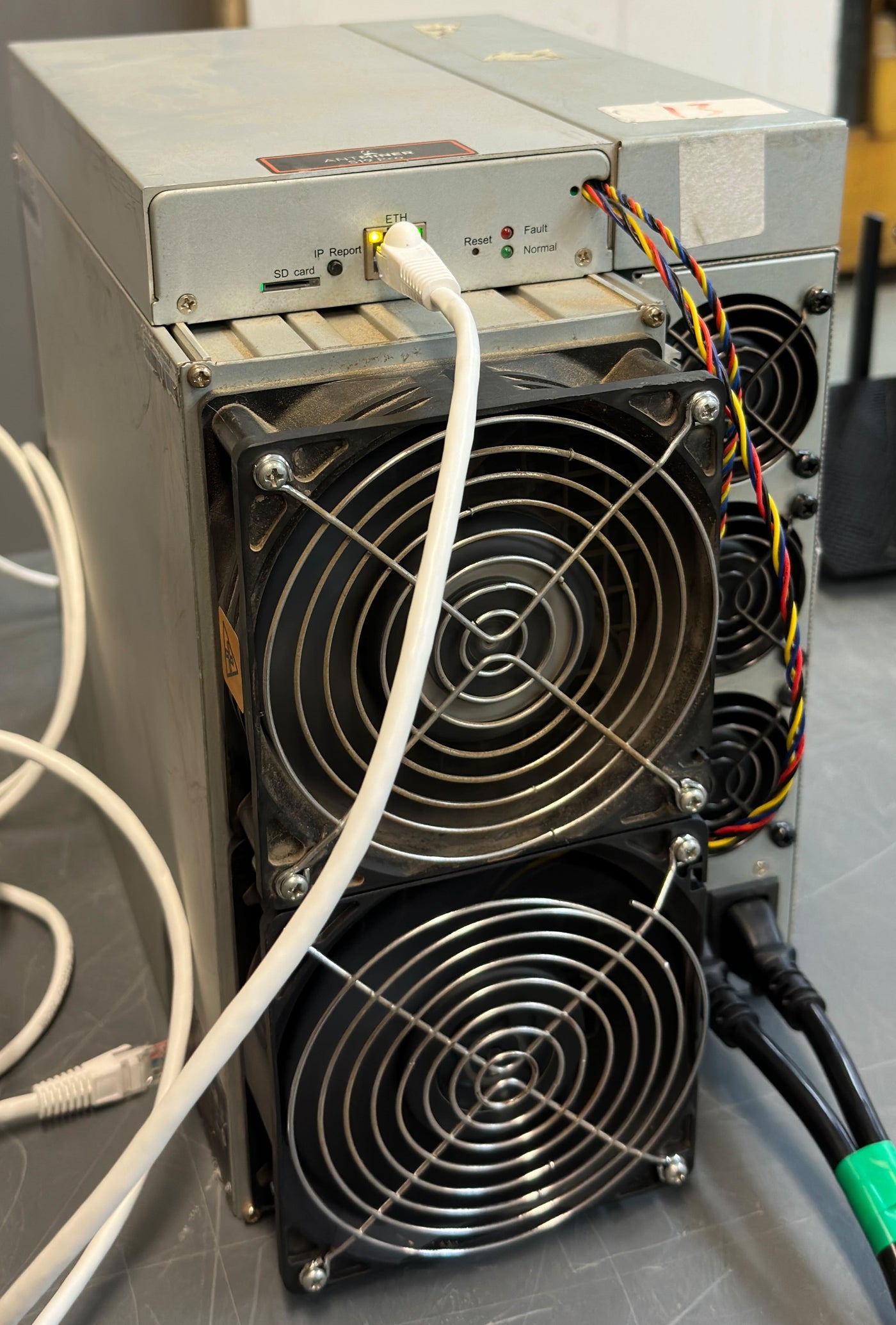 $.085 Hosting - Split Shares Beta - USED Bitmain Antminer S19 Pro 110 TH/s HQDZ67ABAJCJH02A8